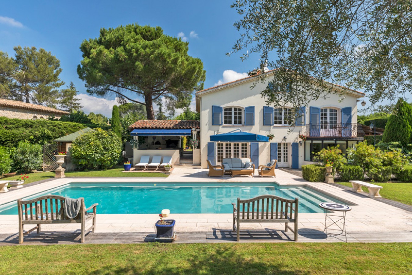 Villa Le Parronier, Mougins, South of France - VillaSud